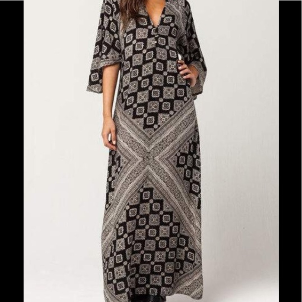 NWT Amuse Society Scorpio Maxi Dress